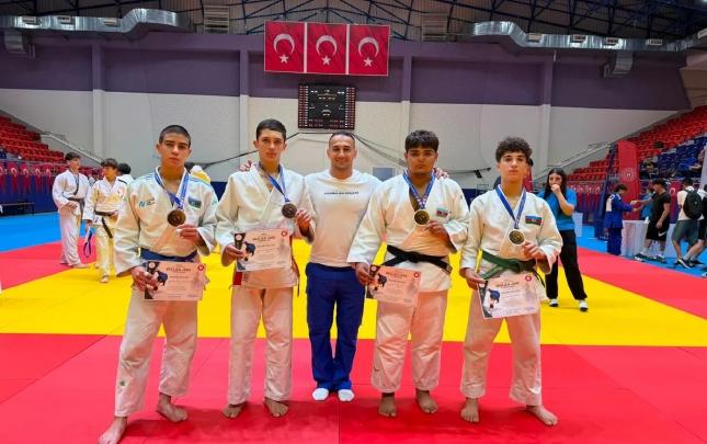 Millimiz Türkiyədən qələbə ilə QAYITDI&nbsp;
