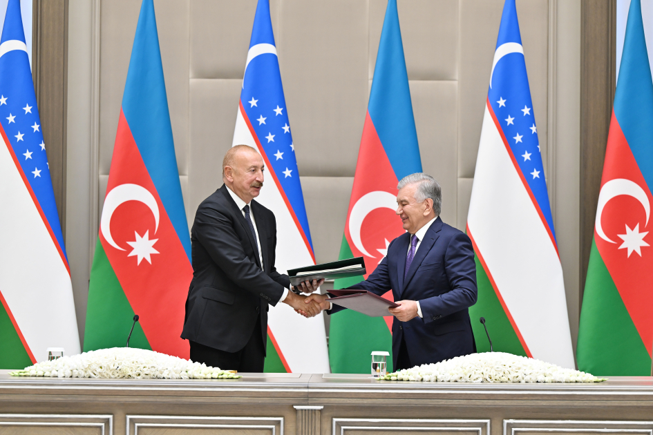 Azərbaycan-Özbəkistan münasibətləri yeni geosiyasi mərhələyə qədəm qoyur