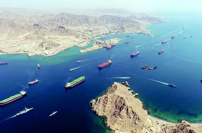 تصمیم سخت ایران در مورد تنگه هرمز