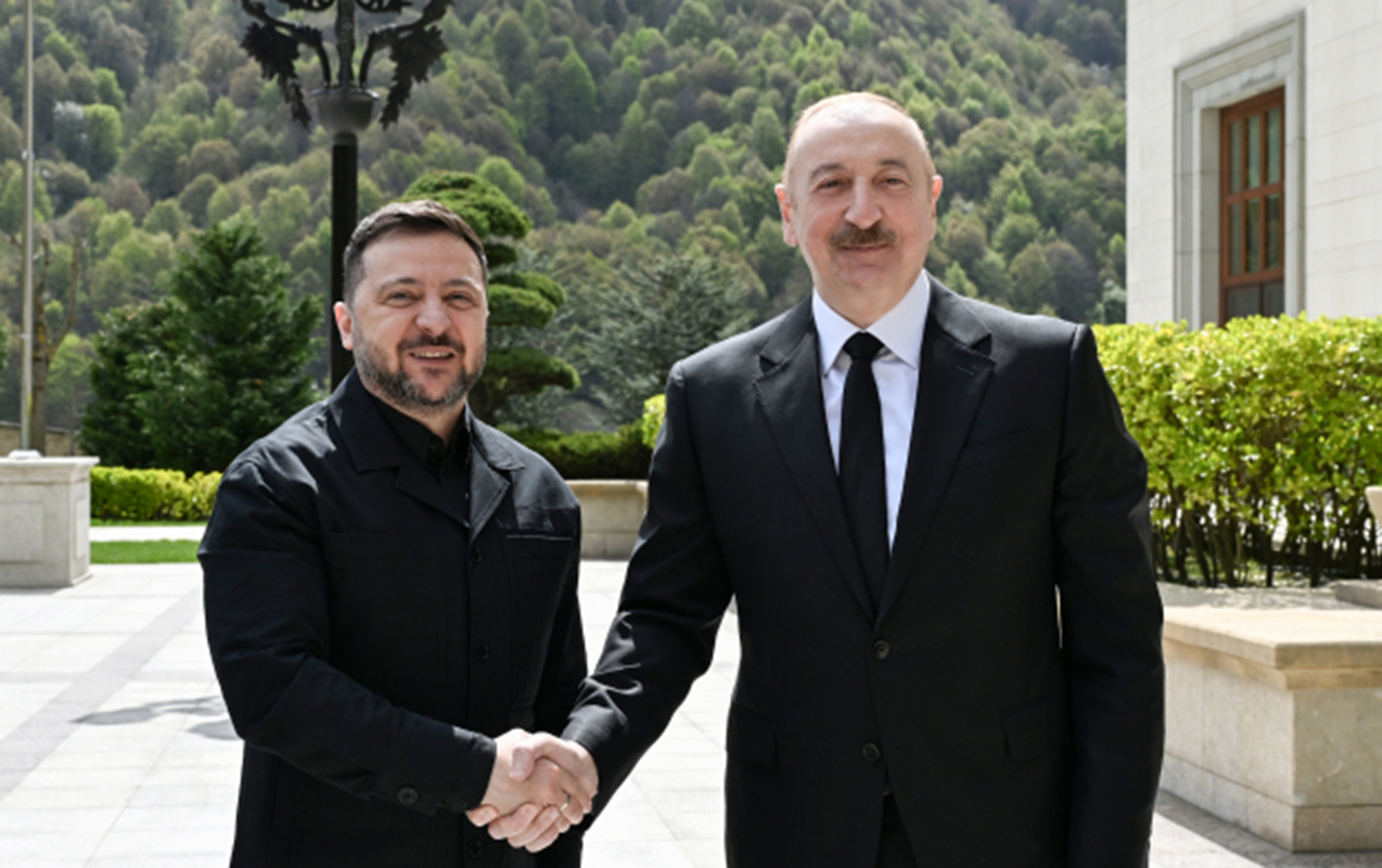 Zelenski İlham Əliyevə təşəkkür etdi