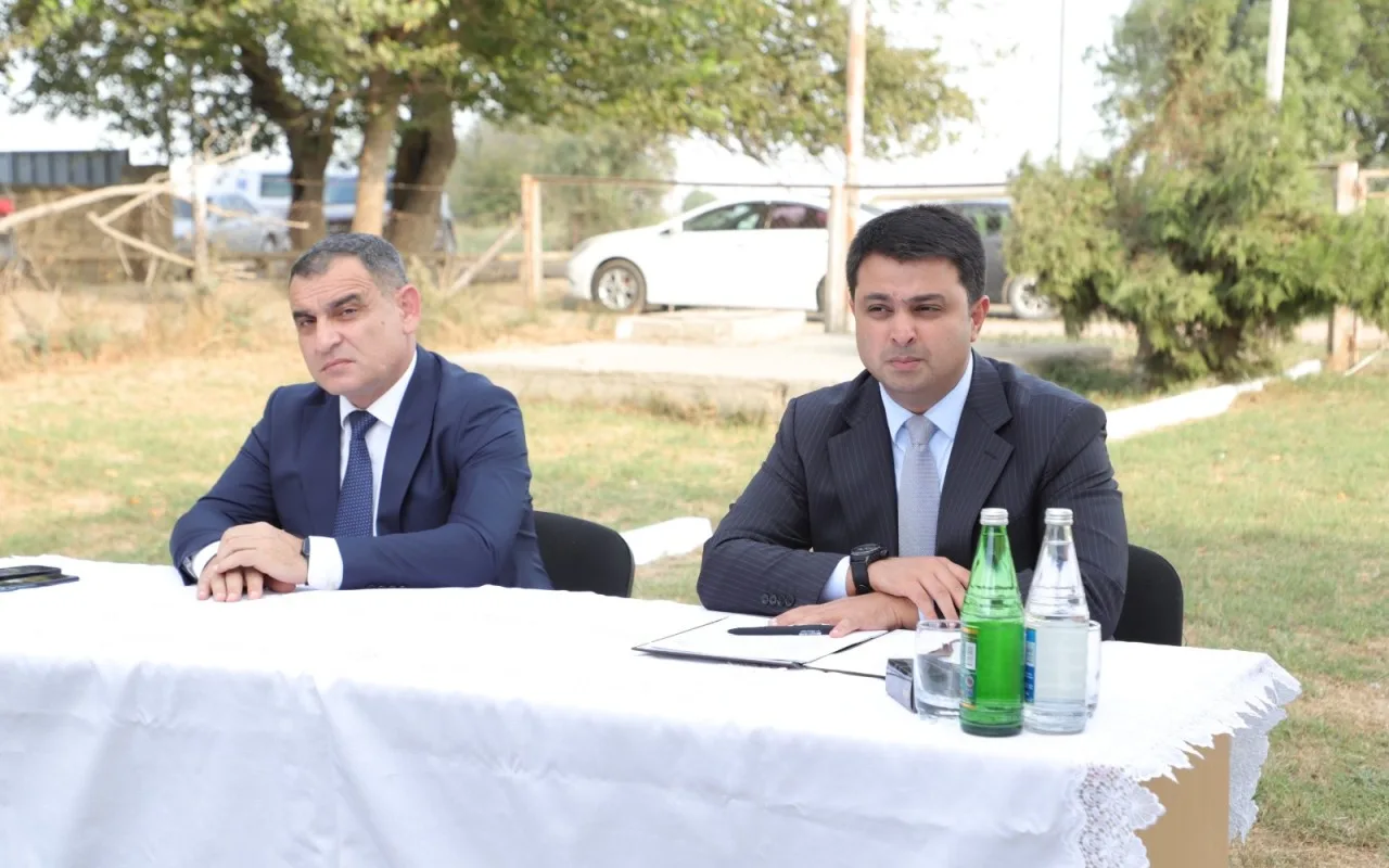 Neftçalanın icra başçısı səyyar görüş keçirib - FOTOLAR