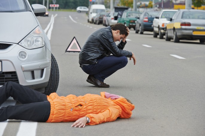 Qaraçı kəndində yolu keçən piyadanı maşın vuraraq öldürüb