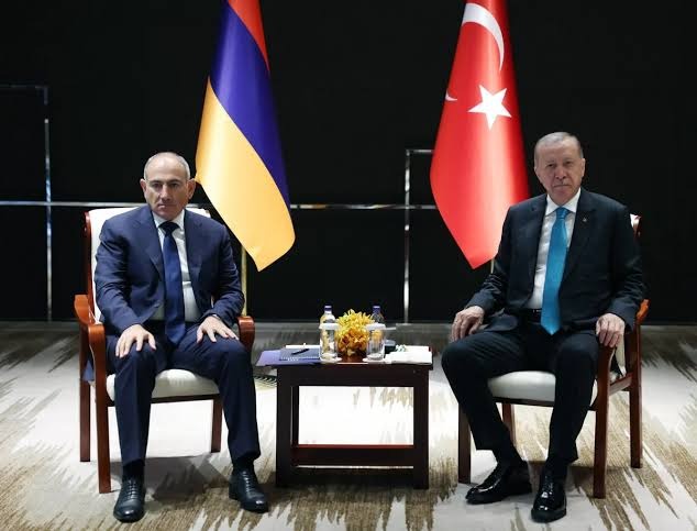 Paşinyan Ərdoğanla görüşəcək