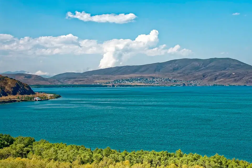 Water level in Lake Sevan rises - 100-year record