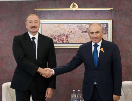 Prezident Paşinyanla razılığa gəldi