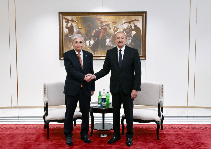 İlham Əliyevlə Tokayev görüşüb - GÖRÜNTÜ 