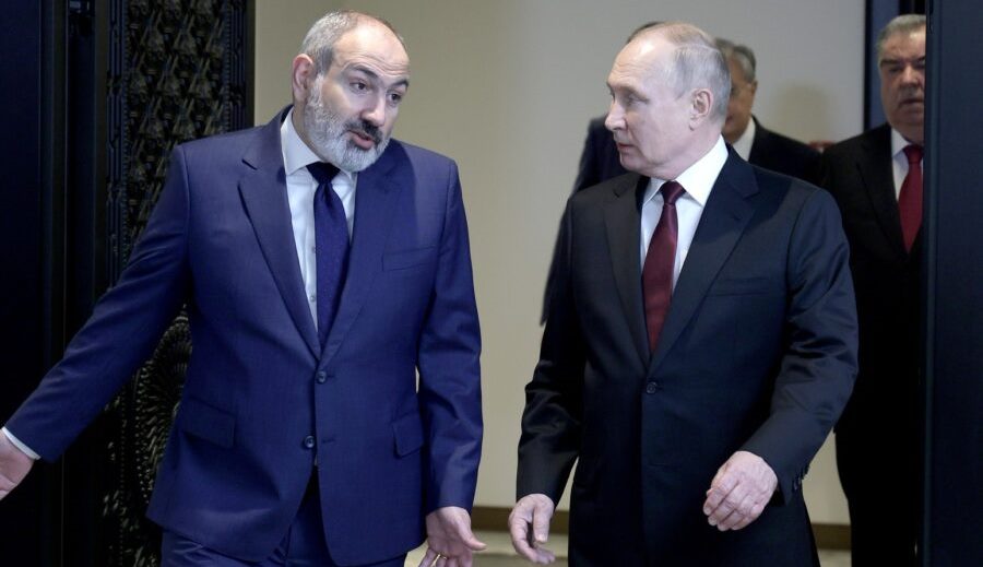 Putin &ldquo;çıxaq&rdquo; dedi, Paşinyan &ldquo;çıxın&rdquo; demədi, bunun 3 səbəbi var