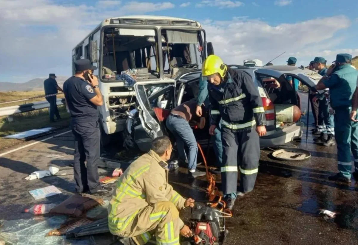 Ermənistanda ağır qəza: ölənlər var