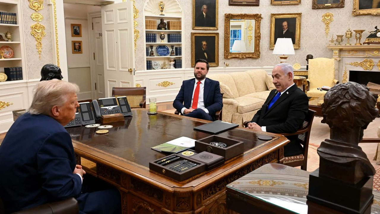 Trump: İsrail endişelenmemeli, ben onunla ilgileneceğim