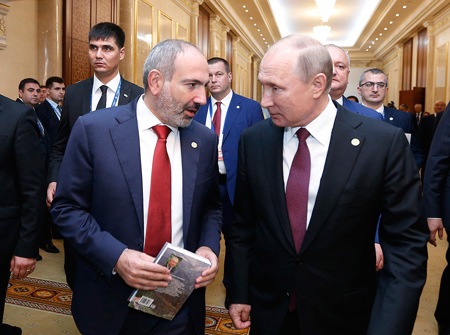 Rusiya Ermənistanı hədələdi