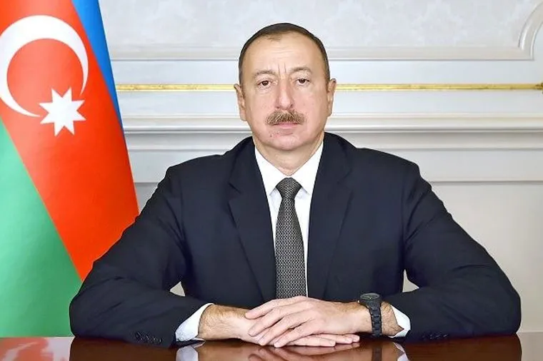 Prezidentdən San Marino liderlərinə təbrik