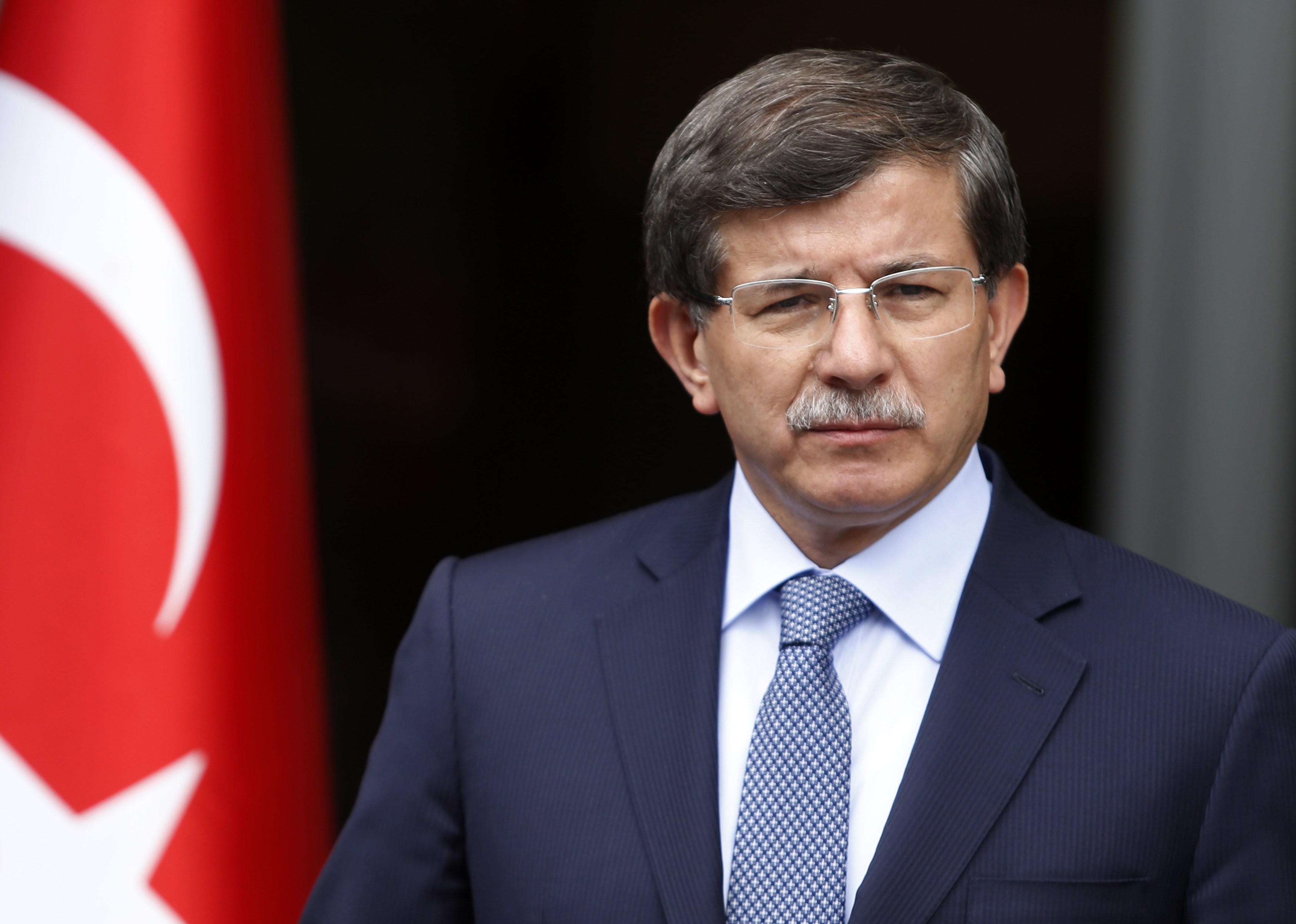 Əhməd Davudoğlu həbs oluna bilər - araşdırma başladı