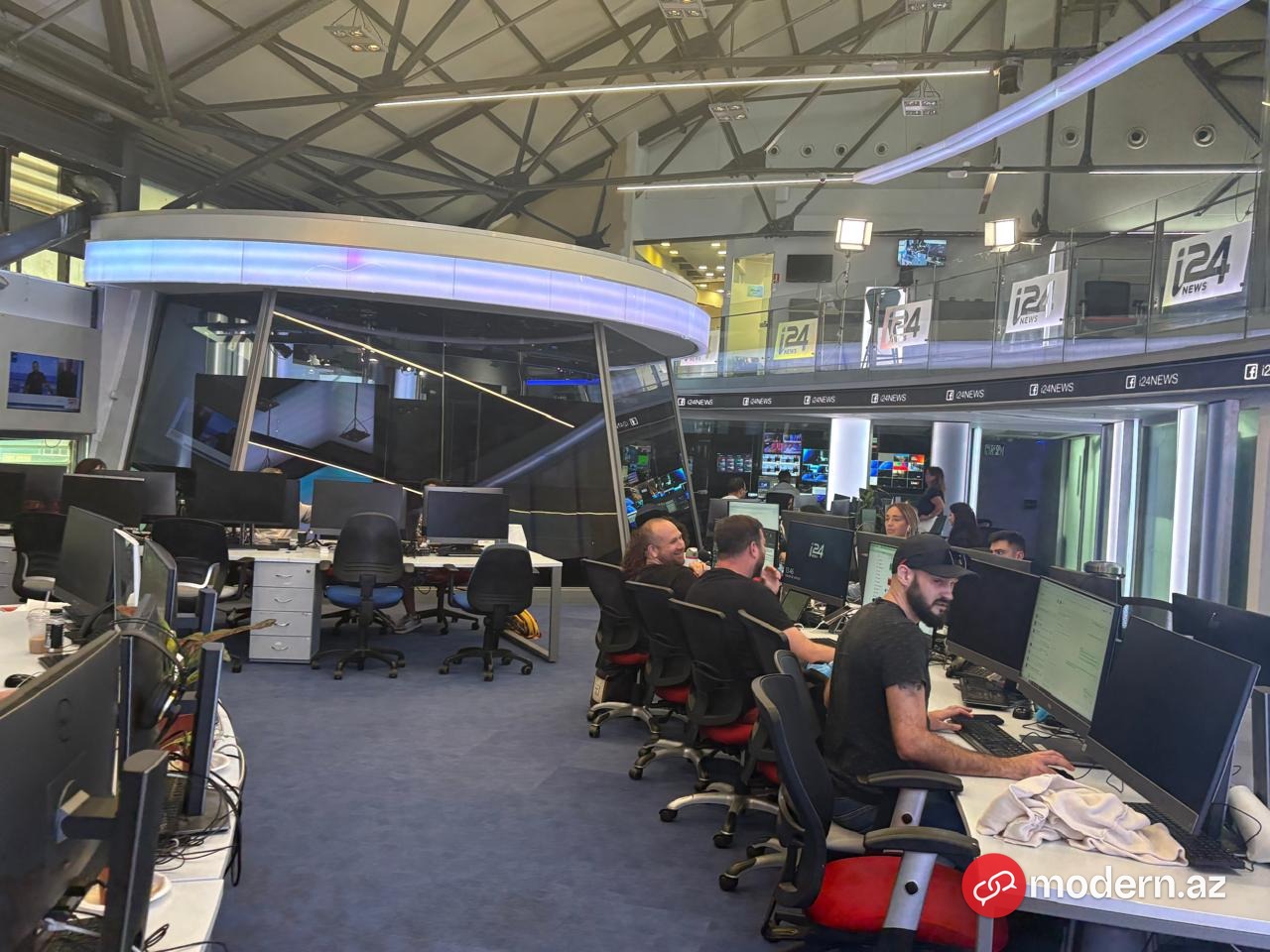 Azərbaycanlı jurnalistlər i24NEWS kanalında olublar&nbsp;
