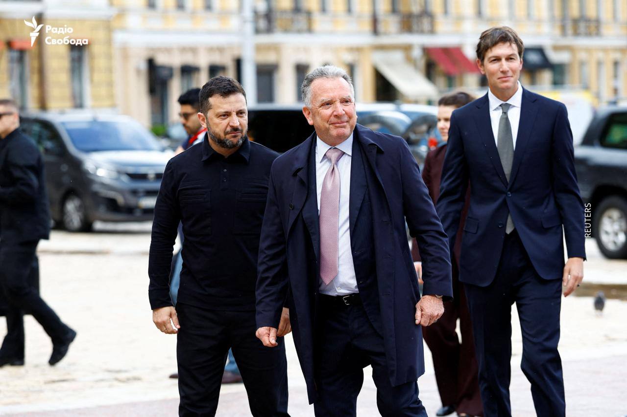 Meeting between US representatives and Zelensky STARTED