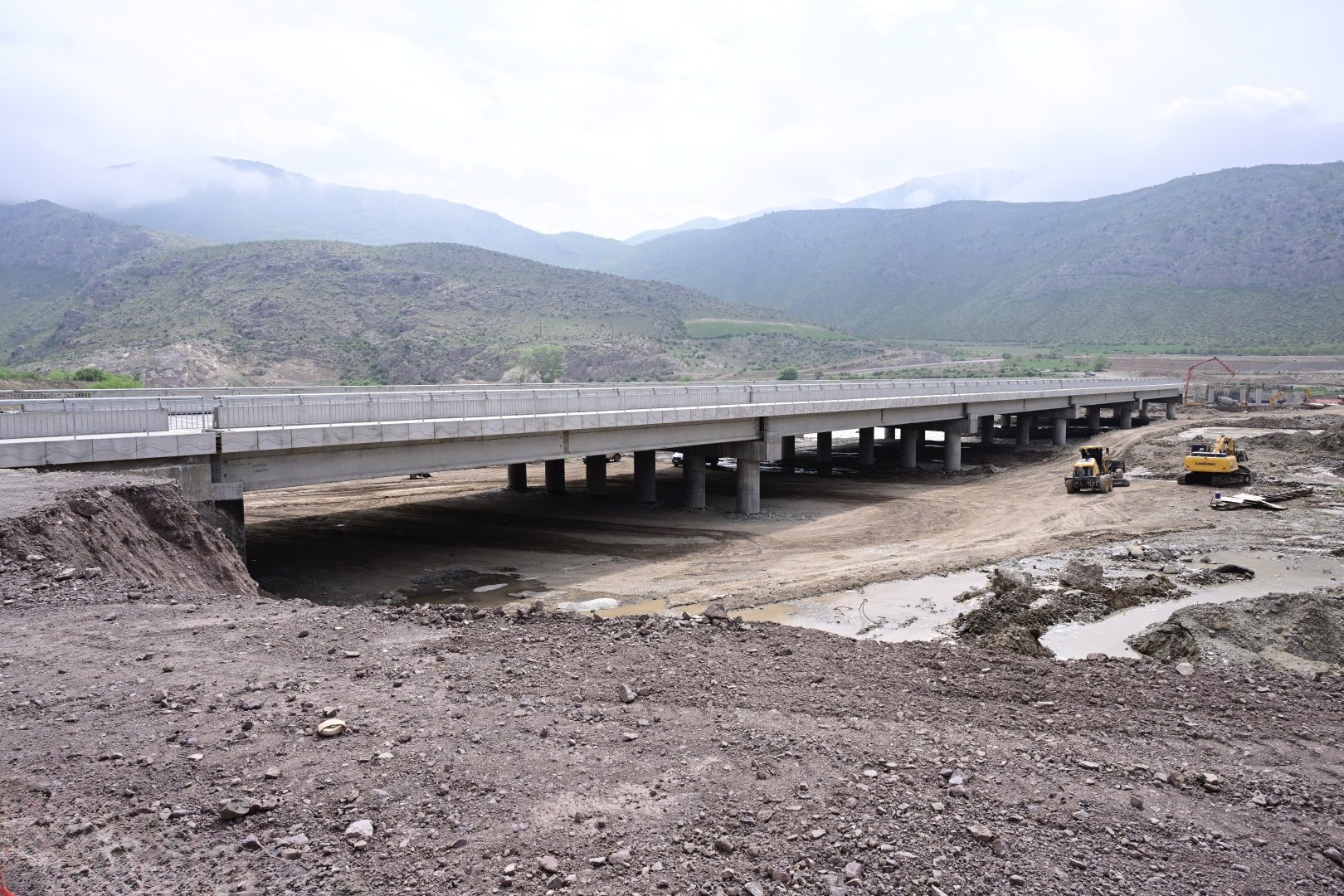 Zəngəzur yolunda mühüm mərhələ: Ağbənd&ndash;Kəlalə körpüsü hazırdır