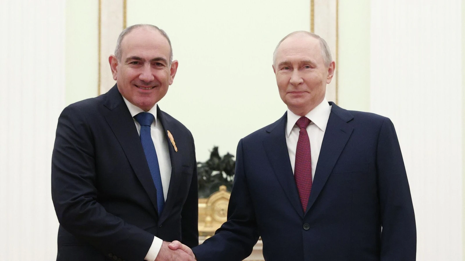 Putin Moskvada Paşinyanla bu məsələləri müzakirə edəcək - AÇIQLANDI