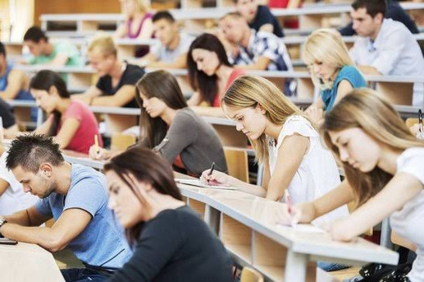 Subbakalavrlar üçün universitetlərdə ayrıca plan yeri ayrılsın &ndash; TƏKLİF