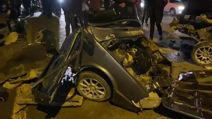Hacıqabulda dəhşətli qəza: 2 ölü, 4 yaralı