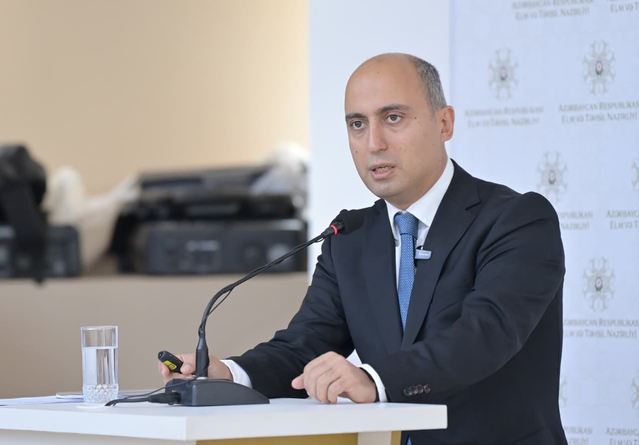Şagirdlərimizin hələ də çox geri qaldığı fənnlər var - Nazir