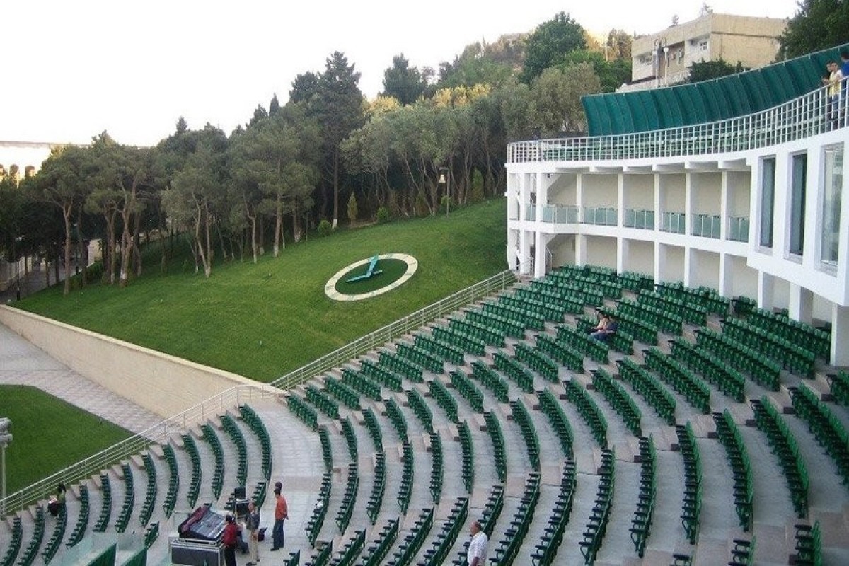 Bu teatrlar&nbsp;nazirliyin tabeliyinə verildi