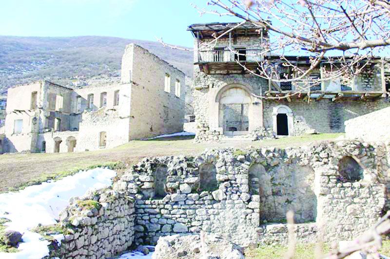 Azad edilmiş ərazilərdə abidələrə 700 milyon manatdan çox ziyan dəyib