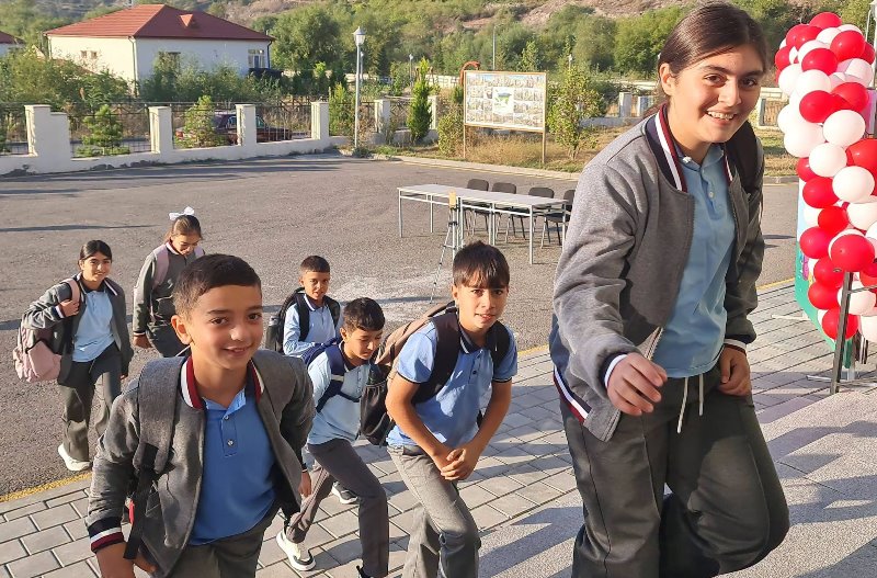 Şərqi Zəngəzurda 1507 şagird dərsə başladı
