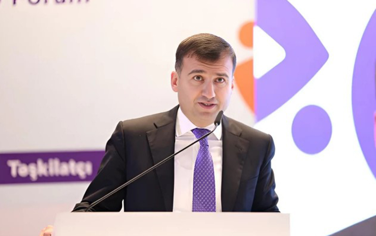 Azər Mursaqulov 3 şöbə müdirini işdən çıxardı&nbsp;