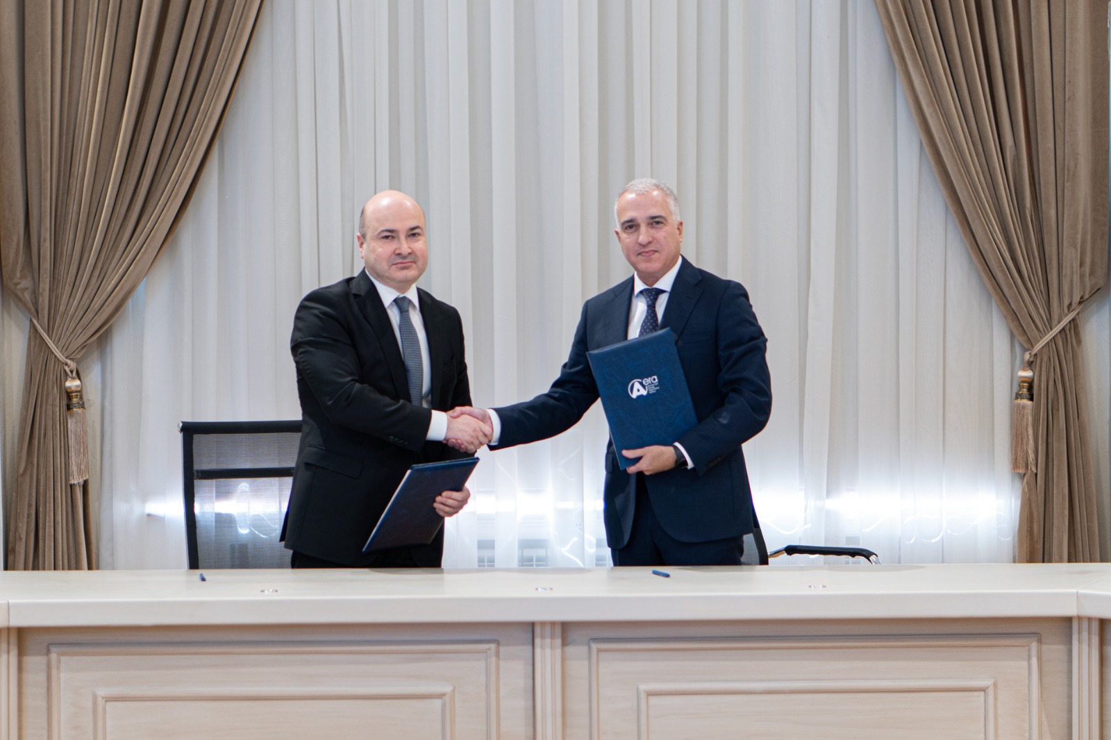 Xalq Bank&nbsp; Enerji Məsələlərini Tənzimləmə Agentliyi ilə müqavilə imzalayıb