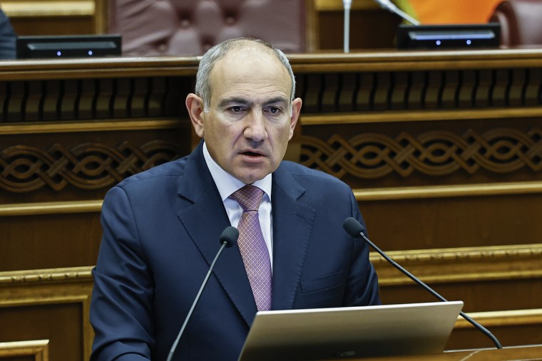 “102-ci hərbi baza Ermənistan üçün həyati əhəmiyyət daşımır” - Paşinyan