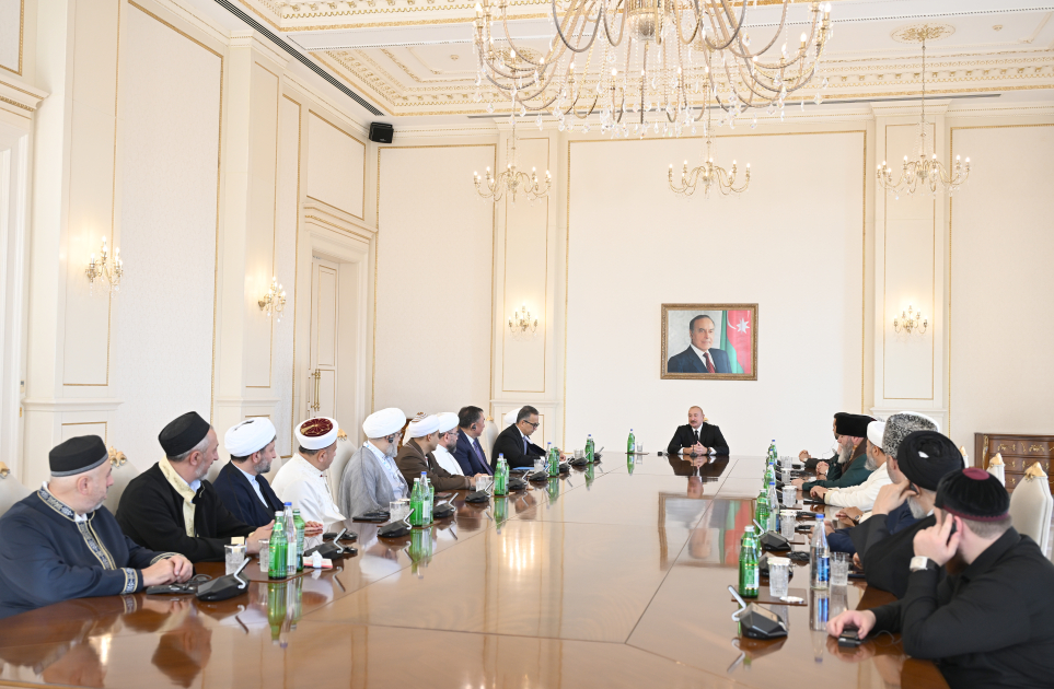 “Qatargate” yenidən gündəmdə: Avropaya sərt sual