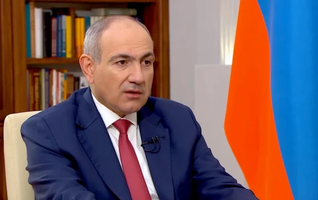 Paşinyan: Ermənistanda iki dövlət ola bilməz