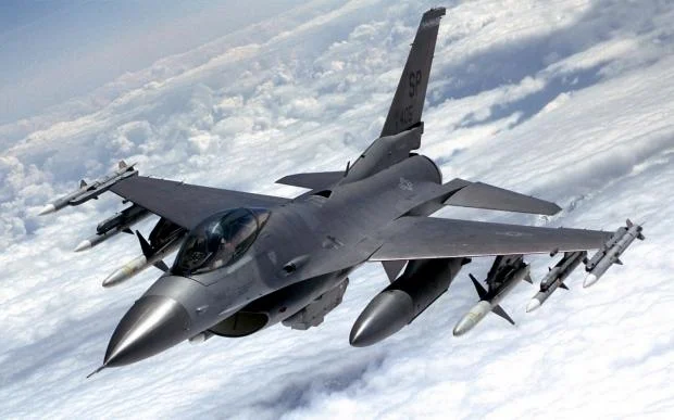 ABŞ-də F-16 qəzaya uğradı