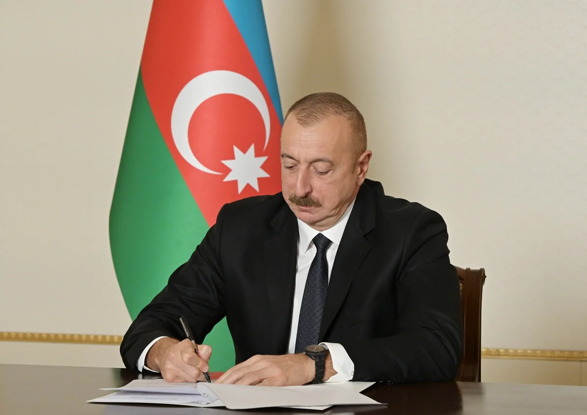 İlham Əliyev neftçiləri təltif etdi