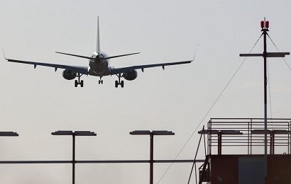 Rusiyada dron hücumlarına görə 400-dən çox uçuş təxirə salınıb