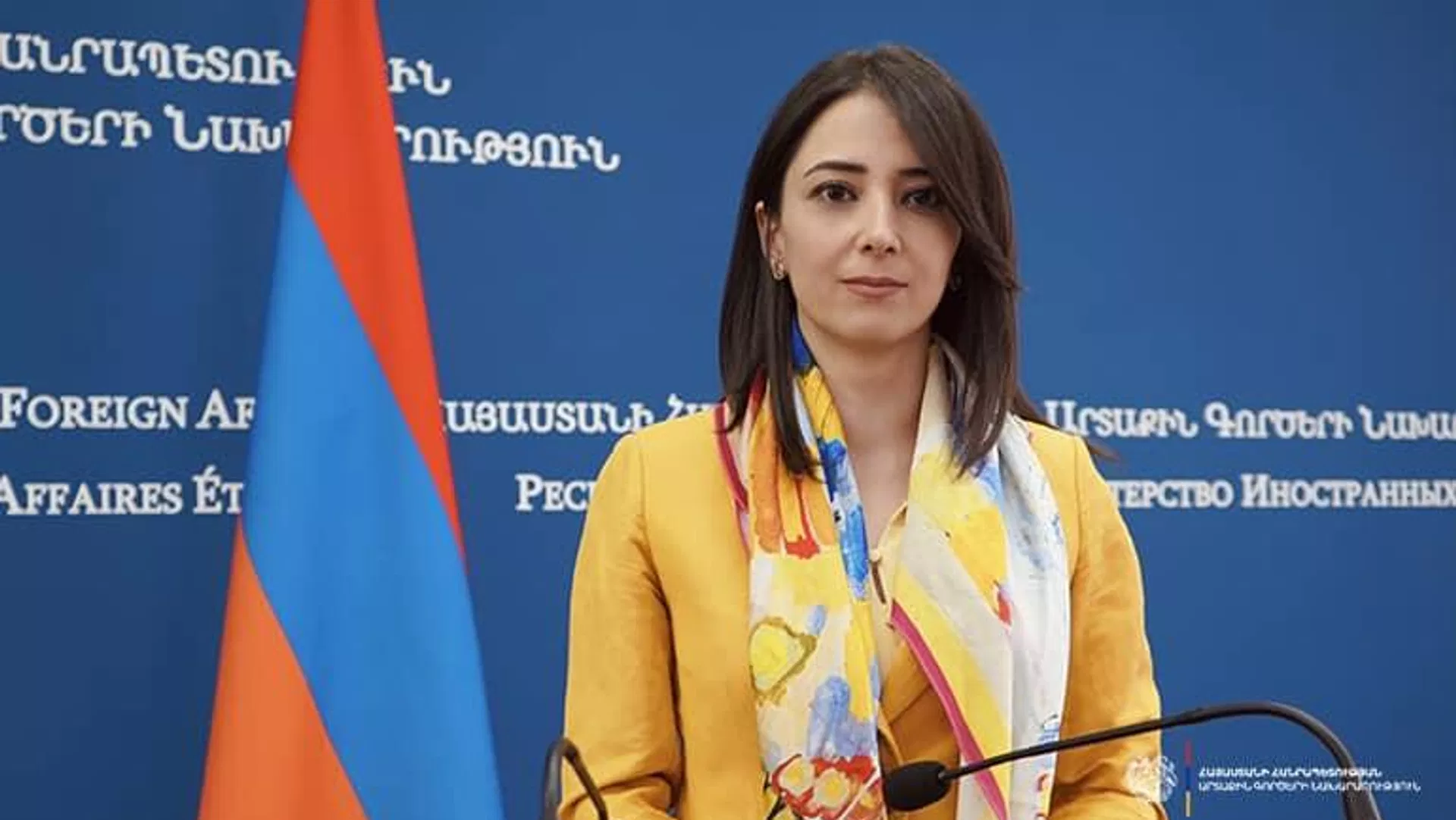 Mətbuat katibinə verilən diplomatik rütbə etiraz doğurdu - Qalmaqal