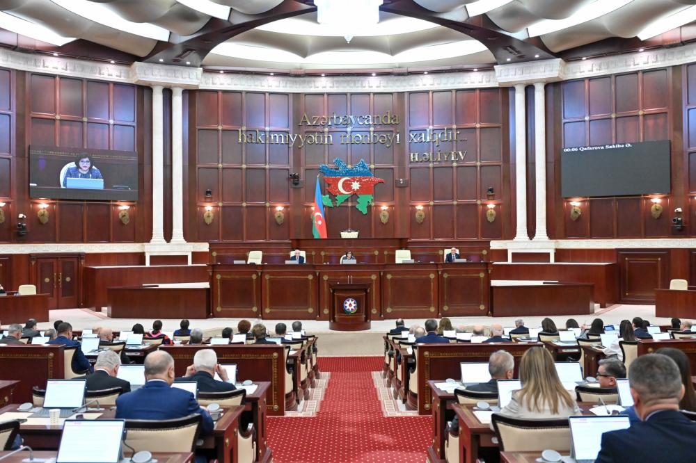 Parlamentin ilk plenar iclası sentyabrın 30-da keçiriləcək