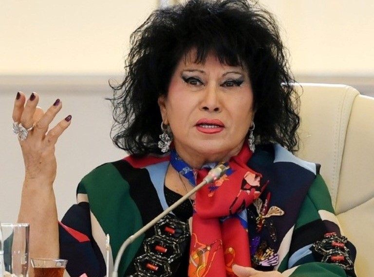 Zeynəb Xanlarova Türkiyədə əməliyyat olundu