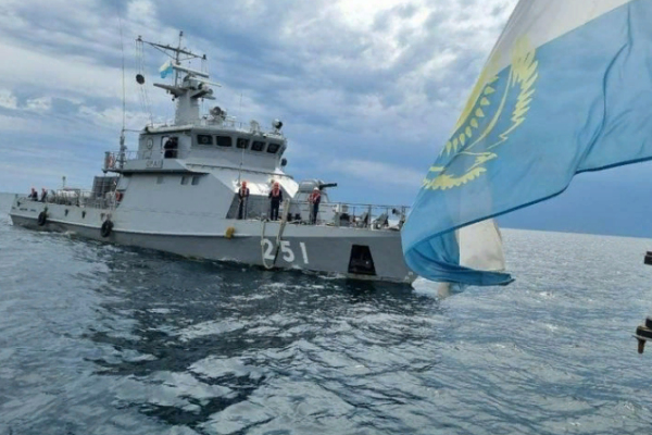 Xəzərdə təlimlər zamanı 9 qazaxıstanlı hərbçi ölüb
