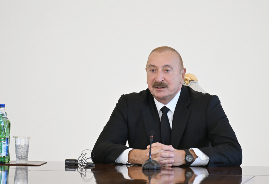 İlham Əliyev İnvestisiya Forumu iştirakçılarına müraciət etdi