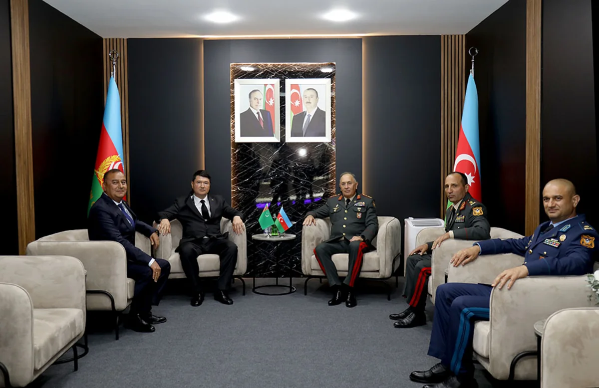 Kərim Vəliyev Türkmənistan nümayəndə heyəti ilə görüşdü