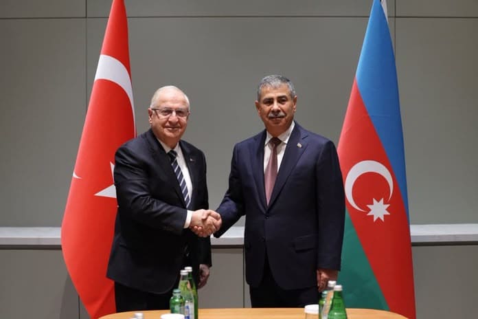 Azərbaycan və Türkiyə müdafiə nazirləri Şuşada görüşüb