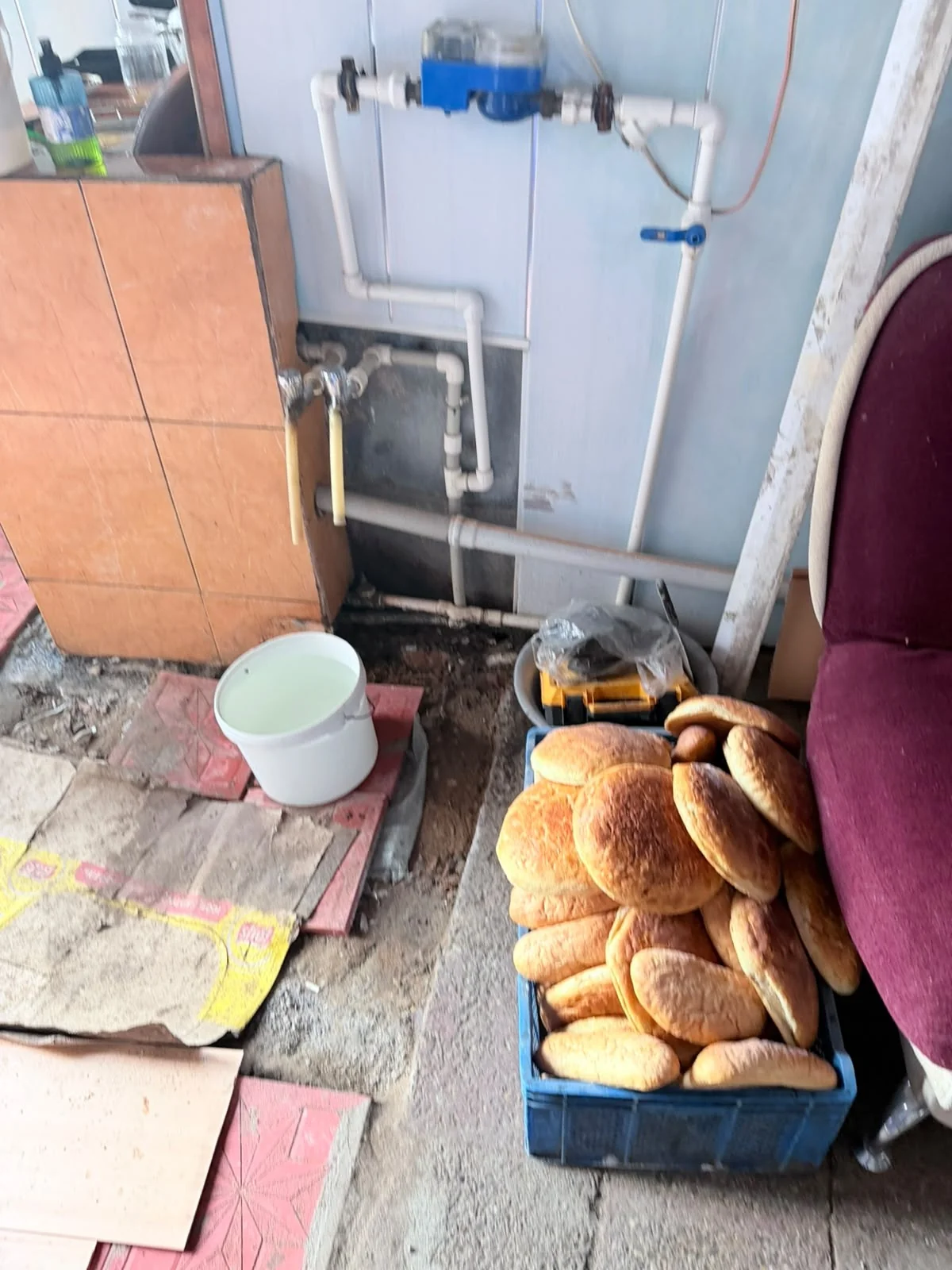 Bakıda çörəkləri belə daşıdılar