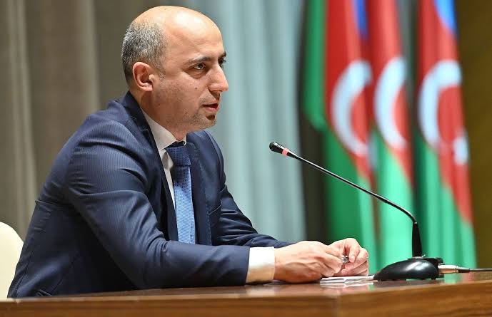 Nazir: “Əla müəllim” süni intellektlə daha da əla olur