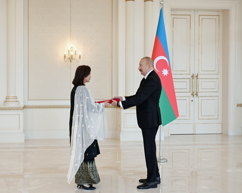 Prezident İlham Əliyev Malayziyanın yeni səfirini qəbul edib - FOTO