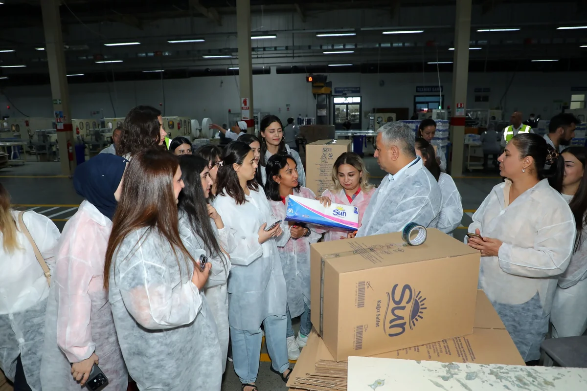 "Azərsun Holdinq" Təmizlik Kağızları Fabrikinə mediatur keçirib - FOTO