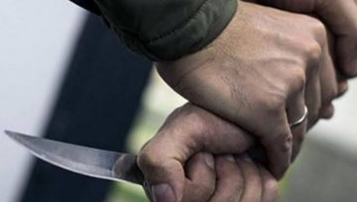 Abşeron xəstəxanasının baş həkiminin müavini bıçaqlandı