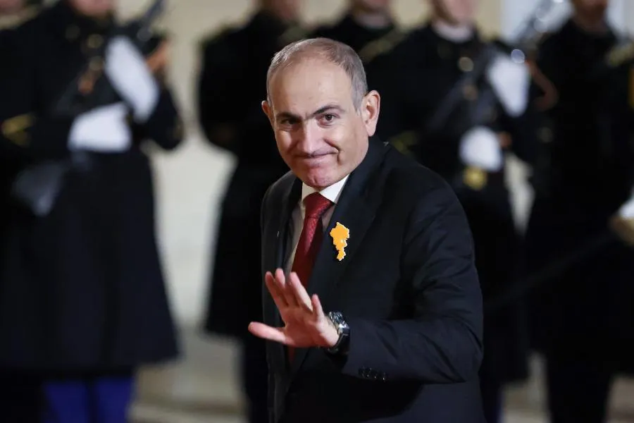 İrəvan nala-mıxa vurur - Paşinyana sülhə qarşı təzyiq edən kimlərdir...