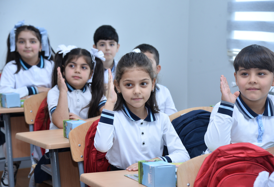 Vahid forma dünyəvilik və milli dəyərlər arasında tarazlıqdır - komitə sədri