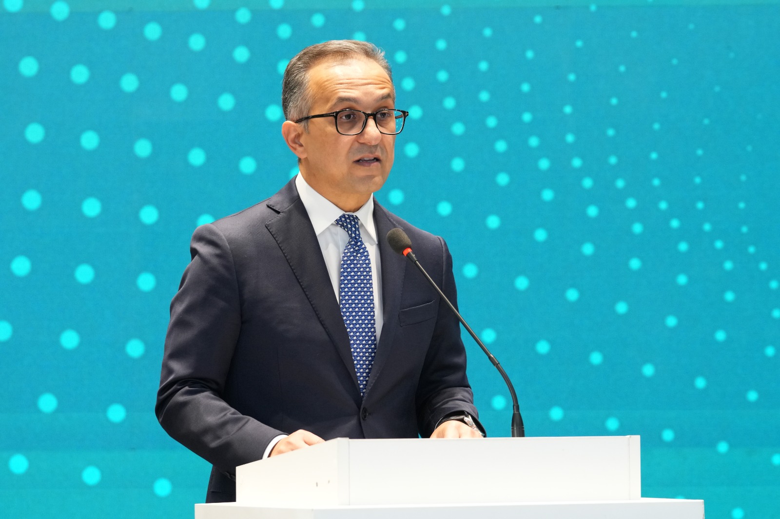 Azərbaycanın dünyəvi idarəetmə modeli ilə dini dəyərlər arasında ziddiyyət yoxdur - Ramin Məmmədov