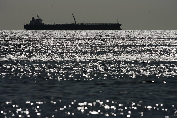 Fransızlar Hind okeanında neft tankerini ələ keçirdi
